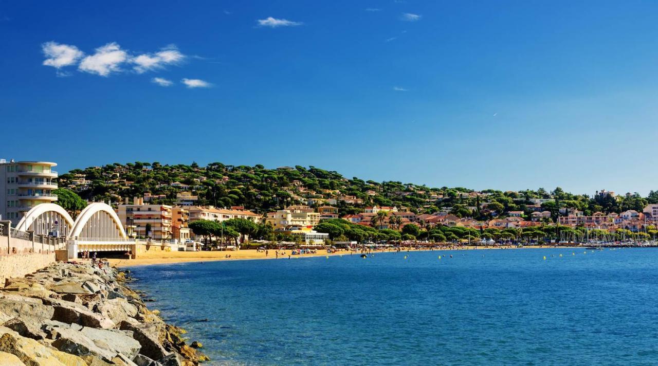 Appartement T2 : Jardin, Piscine, Parking A Sainte-Maxime Exterior photo